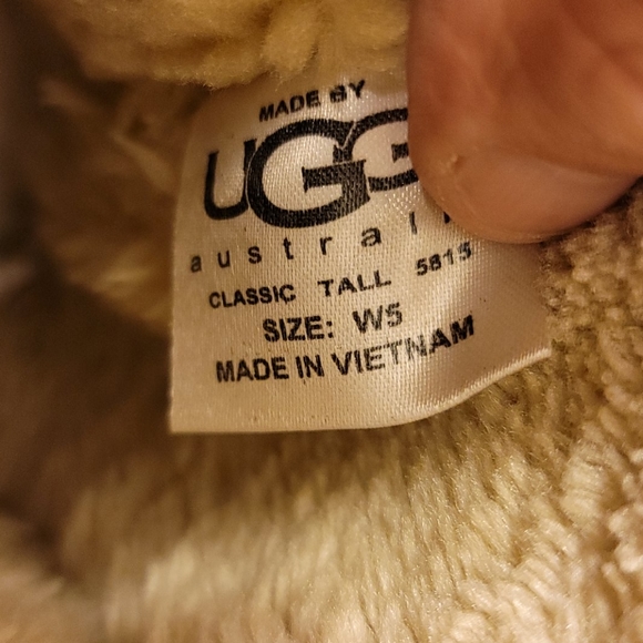 Ugg Classic Tall boots women's size 5 - Picture 6 of 7